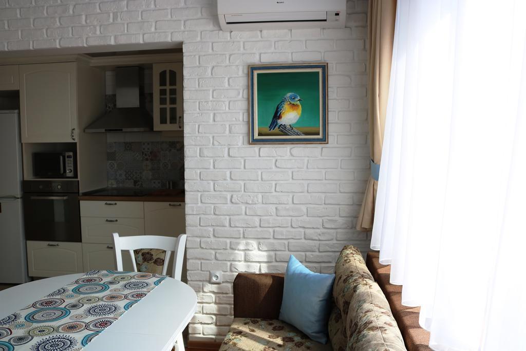Central Varna Apartment - Lets4Holiday Bagian luar foto