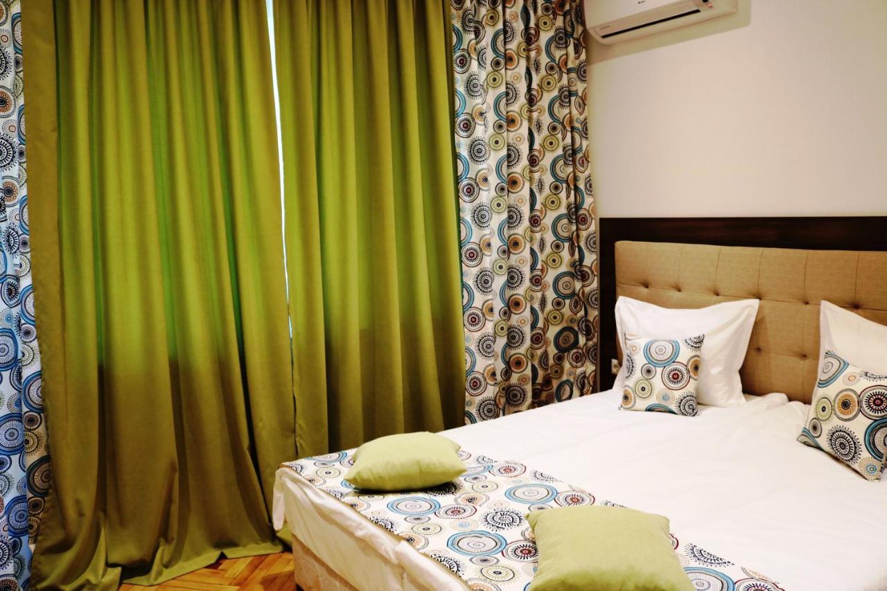 Central Varna Apartment - Lets4Holiday Bagian luar foto